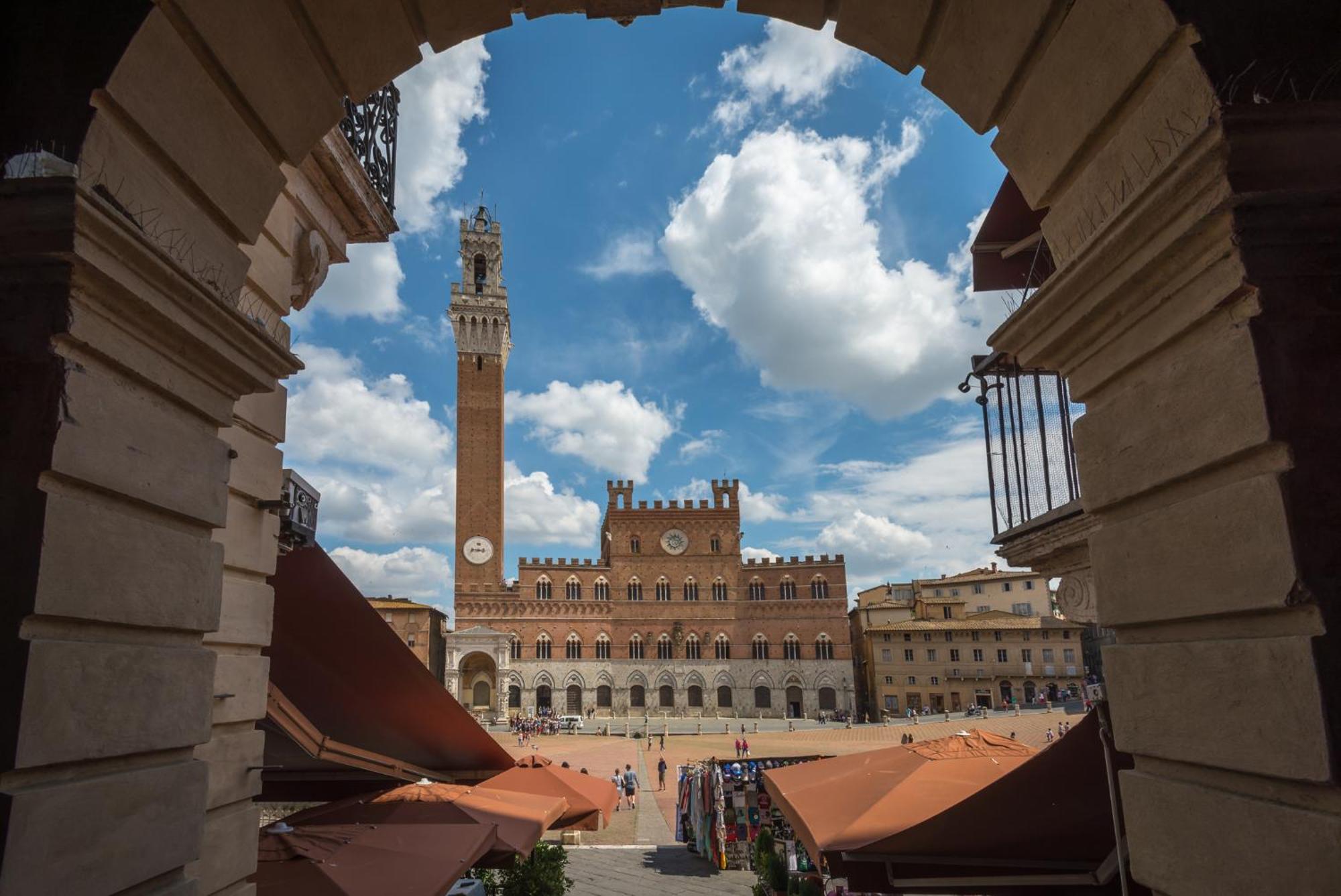 La Campanina-Nel Cuore Di Siena E Della Contrada ภายนอก รูปภาพ