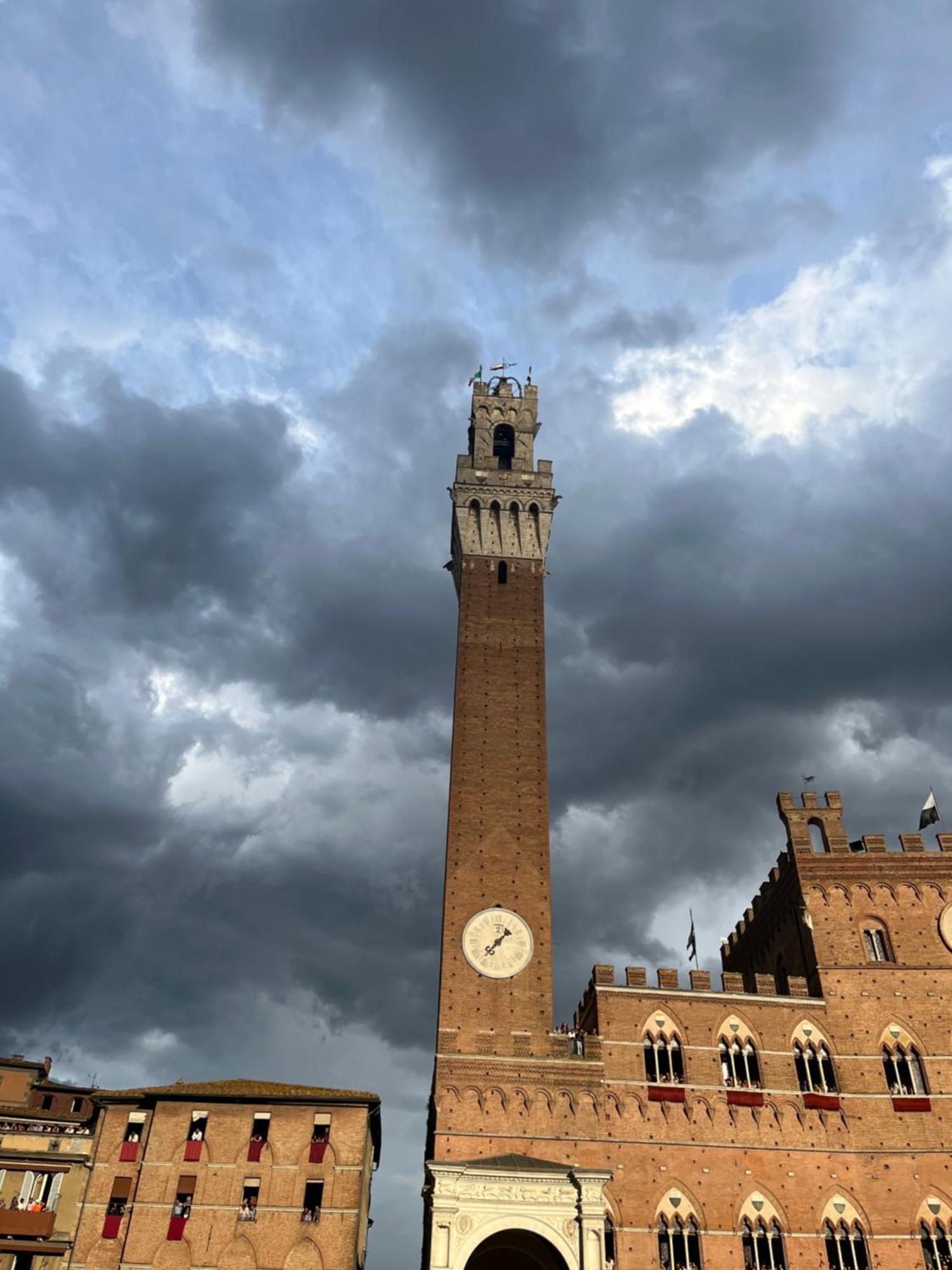 La Campanina-Nel Cuore Di Siena E Della Contrada ภายนอก รูปภาพ
